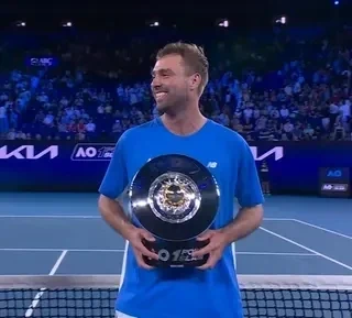 Amater bacio Sinera na kolena i osvojio 1 Point Slam! VIDEO