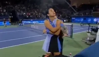 "Aleksandra, udaj se za mog sina"