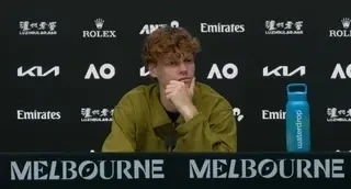 "Ako Siner brzo ne reši problem, moraće da promeni trenera"