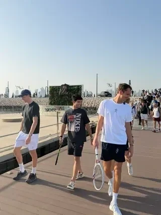 Siner i Alkaras već zaradili bogatstvo, a ne moraju nikog ni da pobede