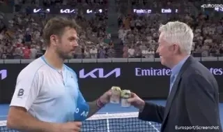 Vavrinka se oprostio od Melburna – sa pivom u ruci VIDEO