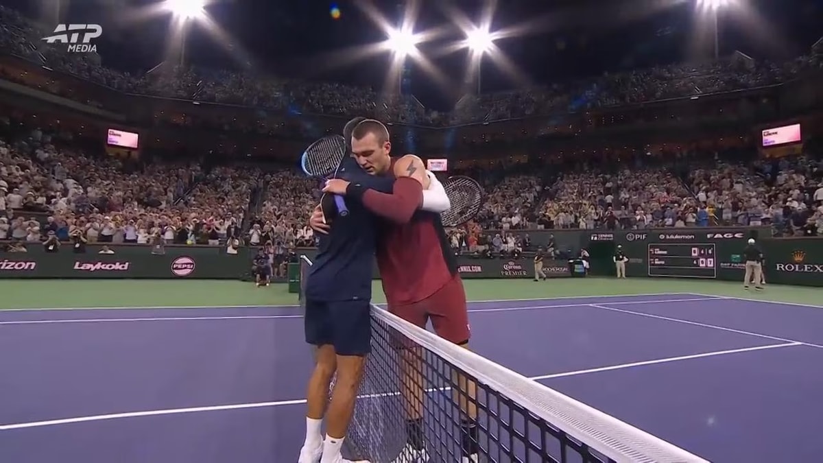 Srušio Đokovića u meču godine, pa se "raspao"