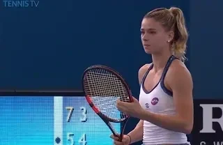 Malo žute štampe: Udala se najatraktivnija teniserka, čeka i dete (VIDEO)