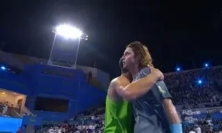 "Poštujem Alkarasa, ali ako tako misliš onda bolje da ne izlaziš na teren"