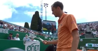 Medvedev u šoku posle debakla: "Ni na treningu mi se ovo nije desilo"